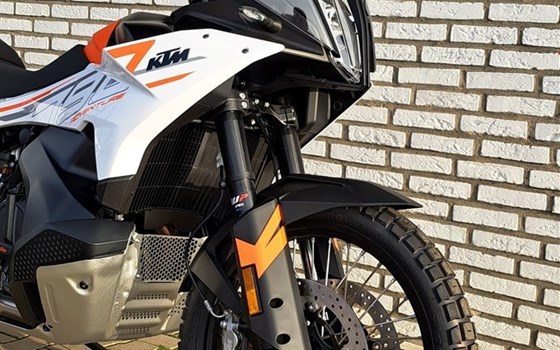 Gebrauchtmotorrad KTM 790 Adventure - Bild 4