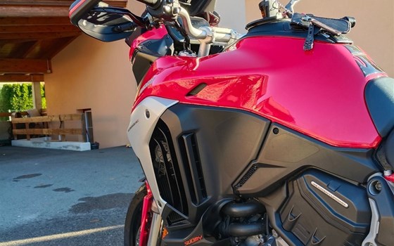 Gebrauchtmotorrad Ducati Multistrada V4 S - Bild 8