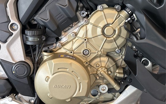 Gebrauchtmotorrad Ducati Multistrada V4 S - Bild 6