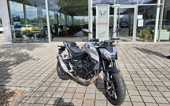 Neufahrzeug Honda CB750 Hornet - Bild 11