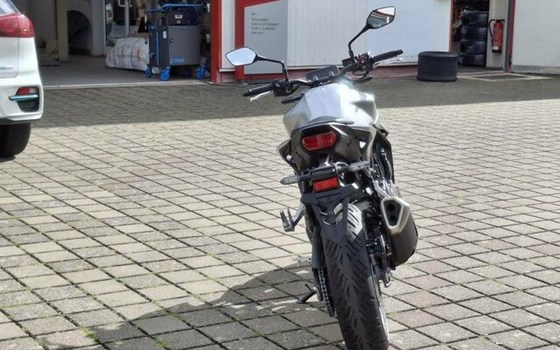Neufahrzeug Honda CB750 Hornet - Bild 2