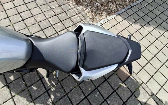 Neufahrzeug Honda CB750 Hornet - Bild 9