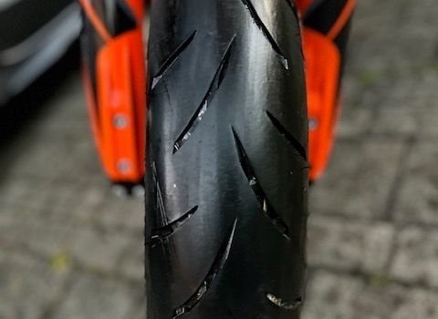 Motorrad Occasion KTM 690 SMC R - Bild 7