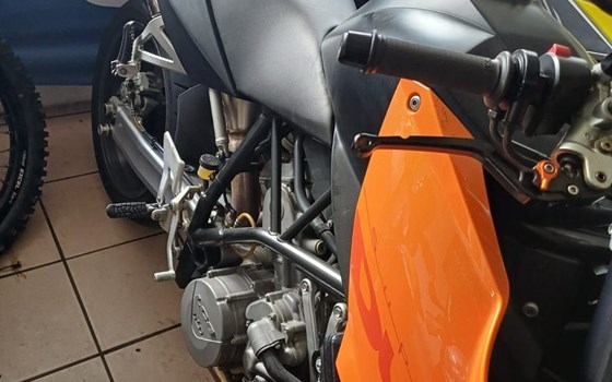 Gebrauchtmotorrad KTM 990 Super Duke - Bild 3