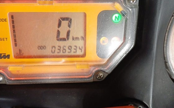 Gebrauchtmotorrad KTM 990 Super Duke - Bild 4