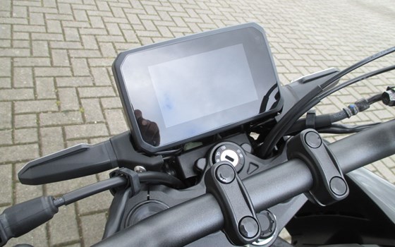 Neufahrzeug Honda CB125R - Bild 6