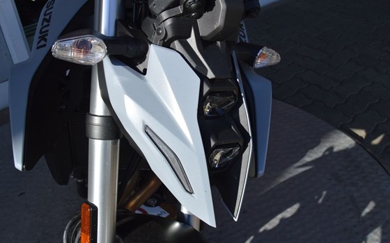 Gebrauchtmotorrad Suzuki GSX-8S - Bild 13