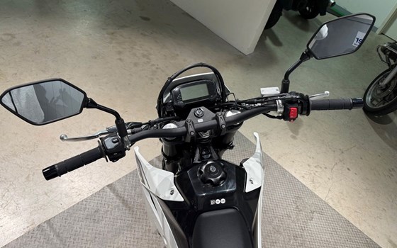 Neufahrzeug Suzuki DR-Z4SM - Bild 8