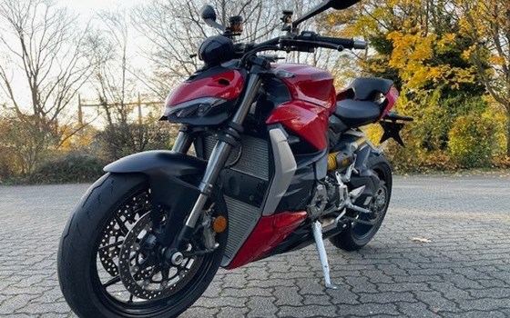 Gebrauchtmotorrad Ducati Streetfighter V2 - Bild 6