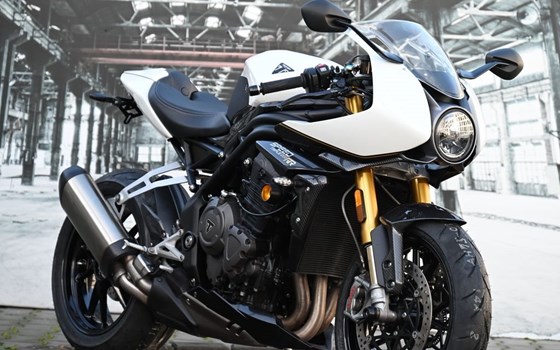 Gebrauchtmotorrad Triumph Speed Triple 1200 RR - Bild 4