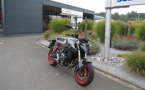 Gebrauchtmotorrad Suzuki GSX-8S - Bild 1