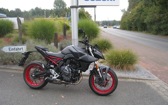 Gebrauchtmotorrad Suzuki GSX-8S - Bild 2
