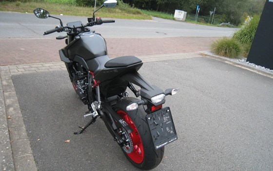 Gebrauchtmotorrad Suzuki GSX-8S - Bild 7