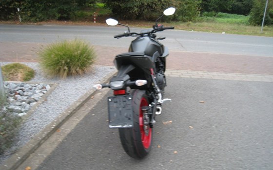 Gebrauchtmotorrad Suzuki GSX-8S - Bild 9
