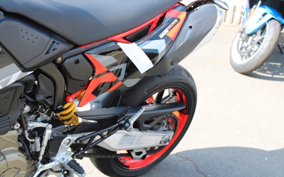 Gebrauchtmotorrad Ducati Hypermotard 698 Mono RVE - Bild 13