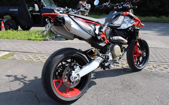 Gebrauchtmotorrad Ducati Hypermotard 698 Mono RVE - Bild 4