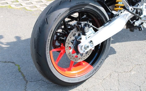 Gebrauchtmotorrad Ducati Hypermotard 698 Mono RVE - Bild 6