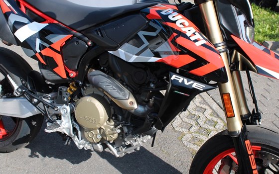 Gebrauchtmotorrad Ducati Hypermotard 698 Mono RVE - Bild 8