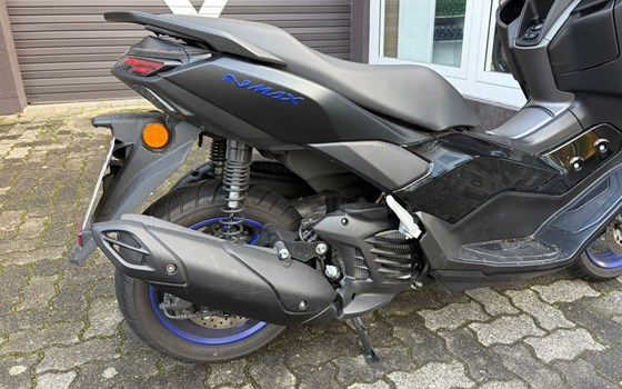 Gebrauchtmotorrad Yamaha NMAX 125 - Bild 10