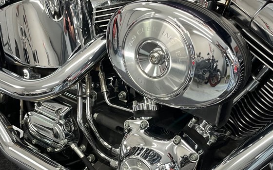 Gebrauchtmotorrad Harley-Davidson Softail Deuce FXSTD - Bild 5