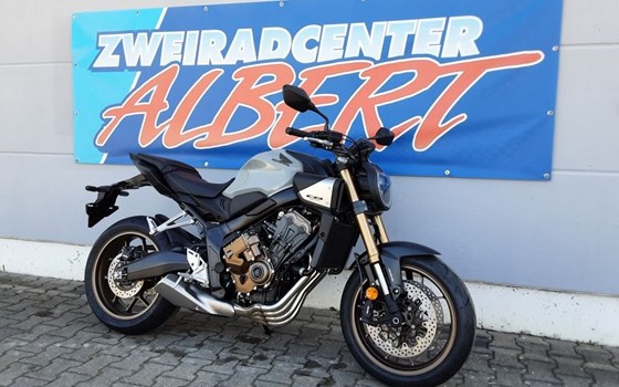 Gebrauchtmotorrad Honda CB650R E-Clutch - Bild 4