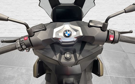 Gebrauchtmotorrad BMW C 400 X - Bild 6