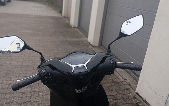 Neufahrzeug Honda SH150i - Bild 7