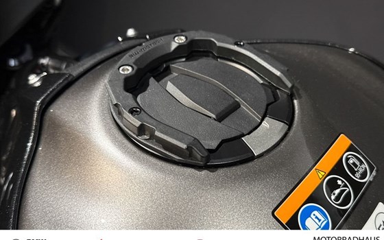 Gebrauchtmotorrad Kawasaki Z900 RS - Bild 12