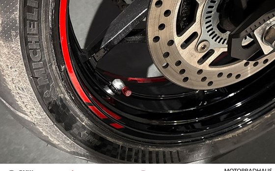 Gebrauchtmotorrad Kawasaki Z900 RS - Bild 20