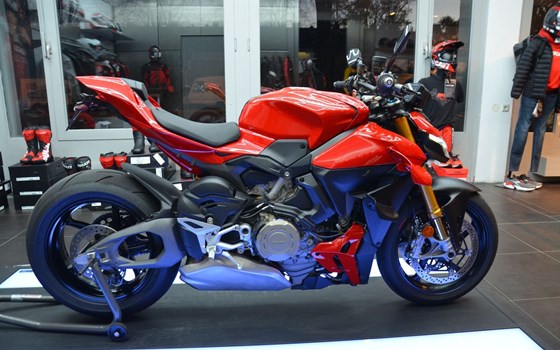 Gebrauchtmotorrad Ducati Streetfighter V4 S - Bild 2