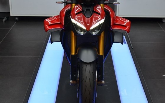 Gebrauchtmotorrad Ducati Streetfighter V4 S - Bild 5