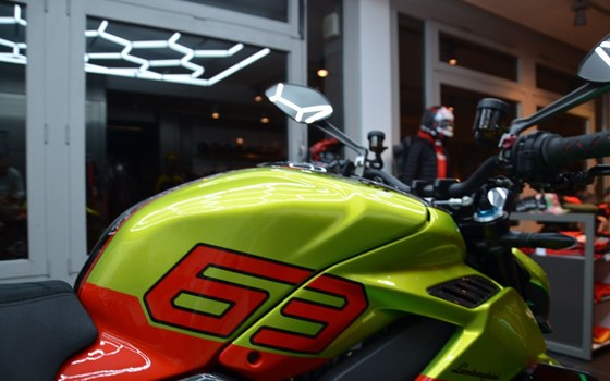 Gebrauchtmotorrad Ducati Streetfighter V4 Lamborghini - Bild 13