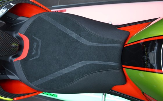 Gebrauchtmotorrad Ducati Streetfighter V4 Lamborghini - Bild 15