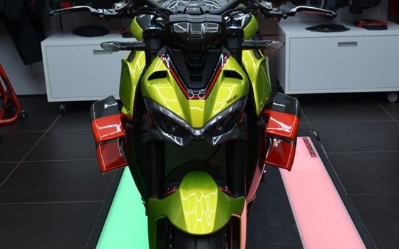 Gebrauchtmotorrad Ducati Streetfighter V4 Lamborghini - Bild 3