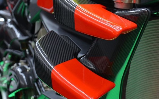 Gebrauchtmotorrad Ducati Streetfighter V4 Lamborghini - Bild 8