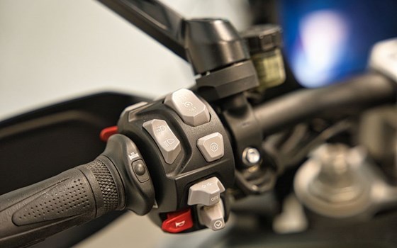 Gebrauchtmotorrad Triumph Tiger 1200 Rally Explorer - Bild 17