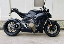 Neumotorrad Ducati Streetfighter V4