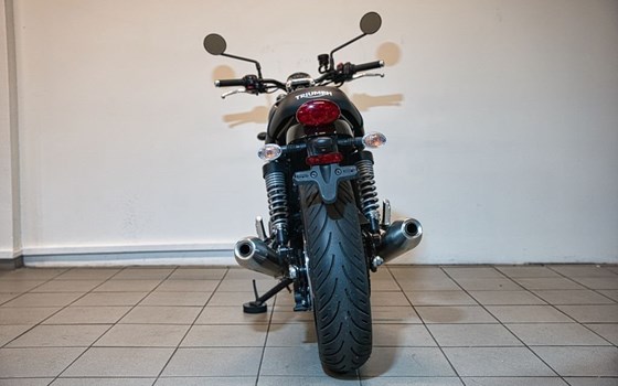 Gebrauchtmotorrad Triumph Speed Twin 900 - Bild 6