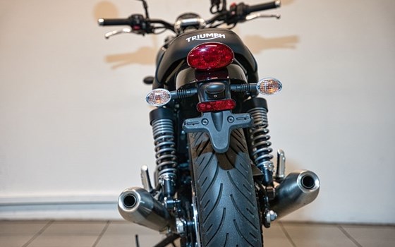Gebrauchtmotorrad Triumph Speed Twin 900 - Bild 7