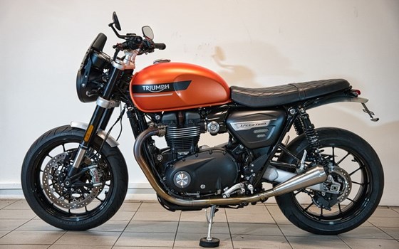 Gebrauchtmotorrad Triumph Speed Twin 1200 - Bild 3