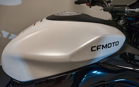 Neufahrzeug CFMOTO 675NK - Bild 10