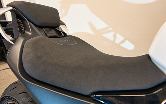 Neufahrzeug CFMOTO 675NK - Bild 17