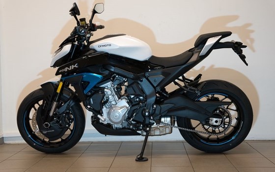 Neufahrzeug CFMOTO 675NK - Bild 3