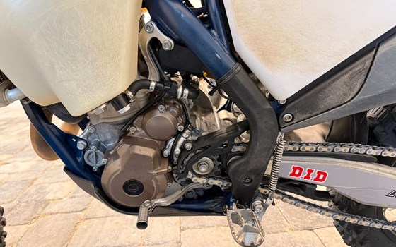 Gebrauchtmotorrad Husqvarna FE 250 - Bild 9