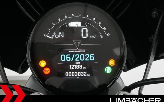 Gebrauchtmotorrad Triumph Trident 660 - Bild 12