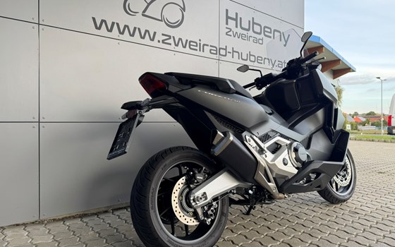 Gebrauchtmotorrad Honda Forza 750 - Bild 3