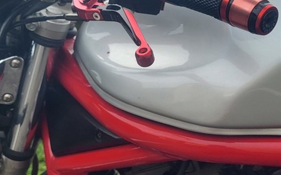 Gebrauchtmotorrad Suzuki GSX 600 F - Bild 2