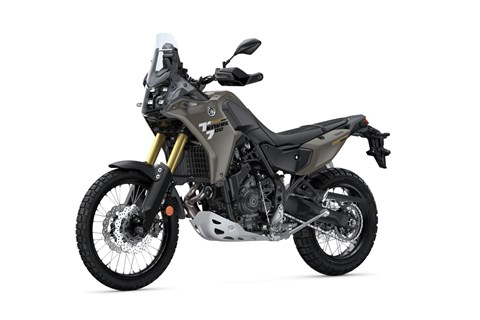 Reiseenduros beim AT41 Test