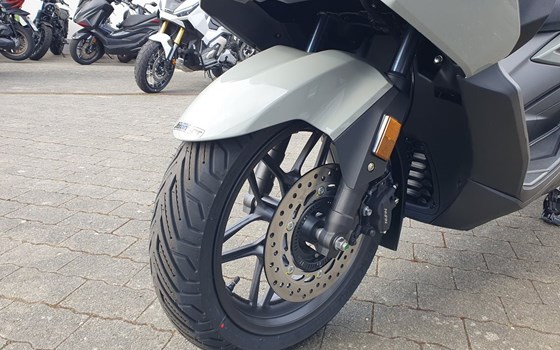 Neufahrzeug Honda Forza 125 - Bild 16