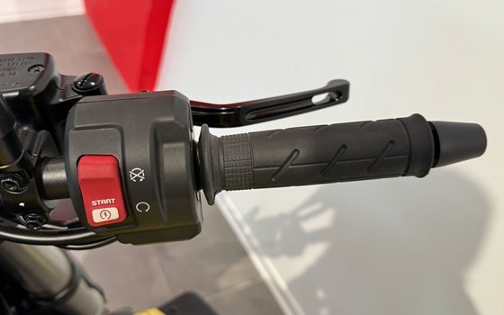 Neufahrzeug Honda CB750 Hornet - Bild 12